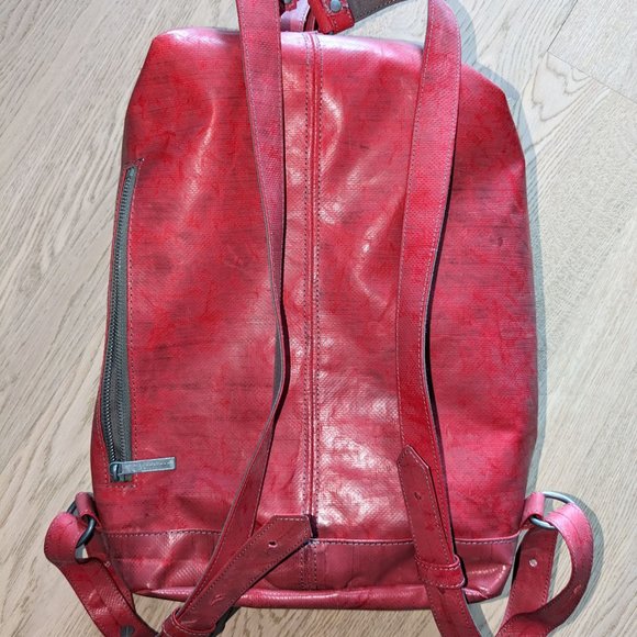 Freitag R123 Backpack Woolf - Dirty red - Very rare to find and discontinued - Picture 3 of 11